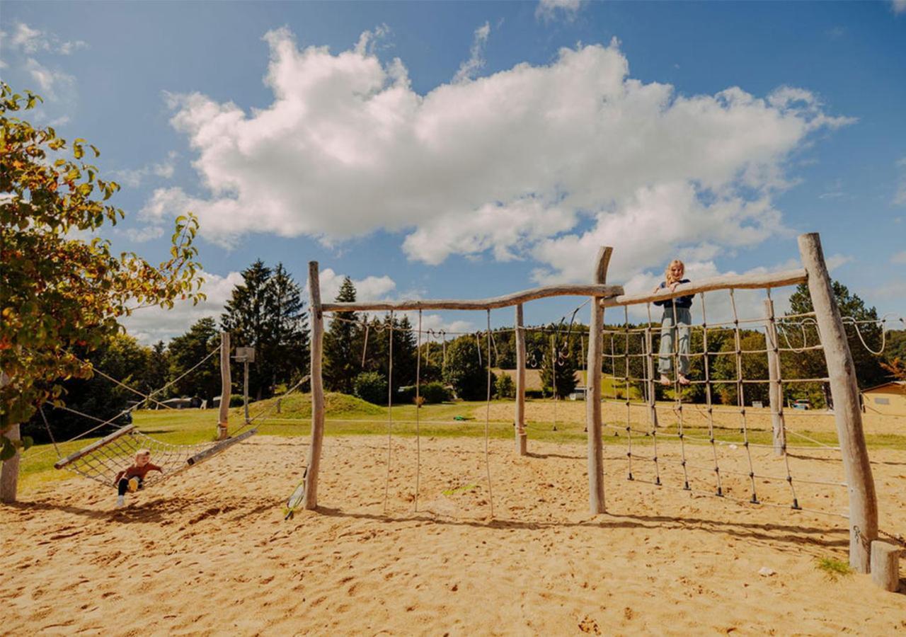Azur Camping Schwaebische Alb Sonnenbühl Exterior foto